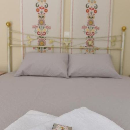 Oisyra Boutique Suites 埃尔莫波利斯 外观 照片