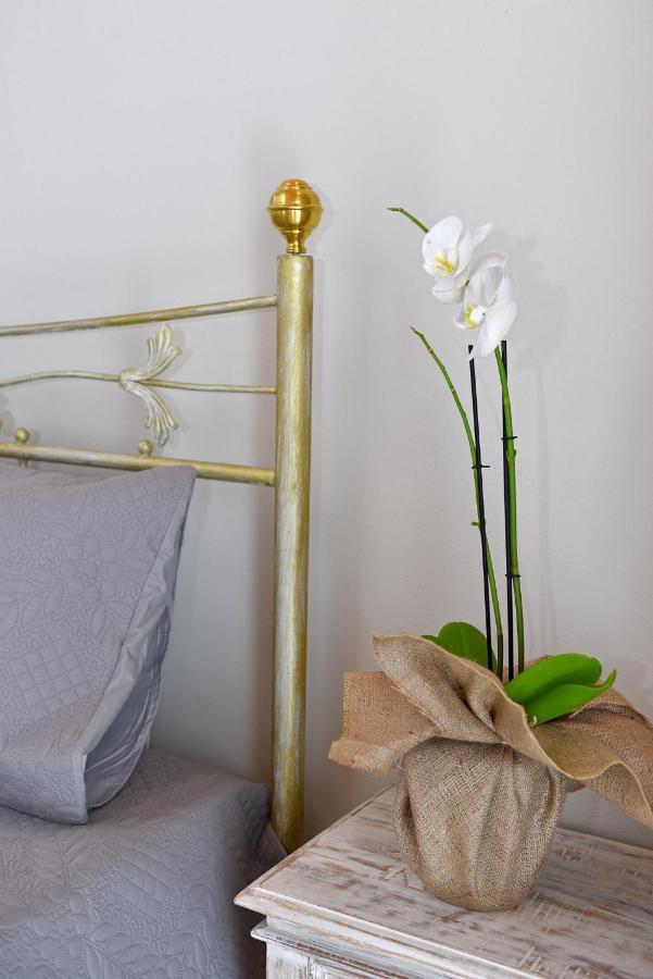 Oisyra Boutique Suites 埃尔莫波利斯 外观 照片